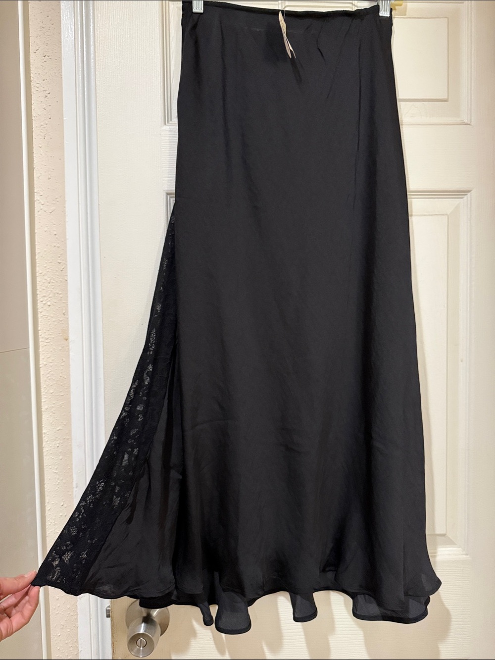 Black Women's Aerie Flowing Maxi Skirt